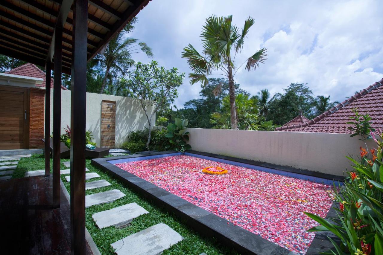 Vrindavan Ubud Villa 德格拉朗 外观 照片